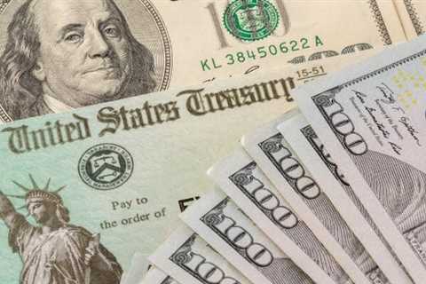 Treasury Bills vs. Bonds: Which Will Get Me More Cash?