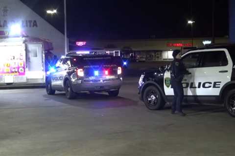 Taco truck drive-by shooting: Man and woman shot while getting food in southwest Houston on..