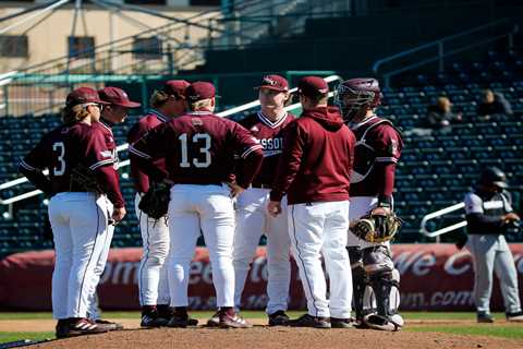 Evansville eliminates Missouri State in the MVC baseball tournament