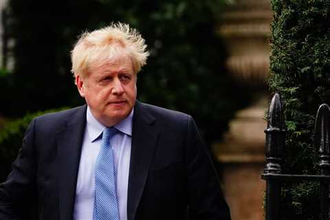 Boris Johnson latest news: Sunak seeks legal action as he refuses to back down in WhatsApp row