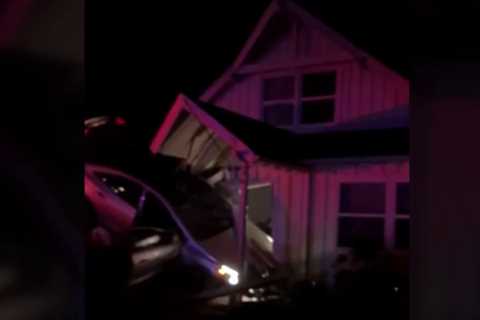 Residents Speak Out After Car Crashes Into Concord Home – NBC Bay Area