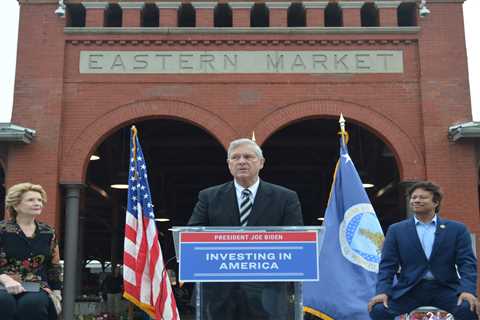 Vilsack promotes Biden administration’s urban agriculture effort during Detroit visit ⋆