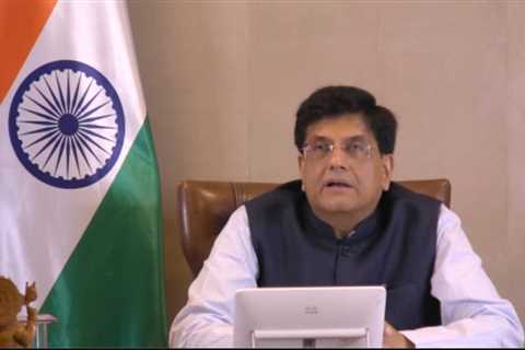 Piyush Goyal contacts the plastics market to add to the circular economy and support the recycling..