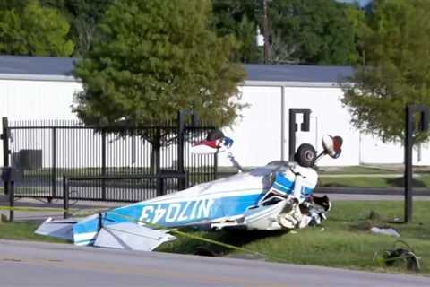 1 dead after small plane crashes in northwest Harris County, strikes powerline