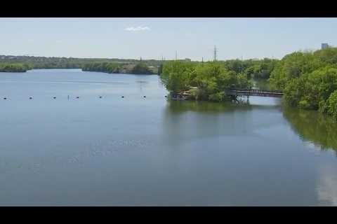 Man found in Lady Bird Lake dies from accidental drowning: autopsy report | FOX 7 Austin