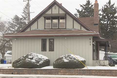 Women charged with battery outside Rockford’s newly opened abortion clinic