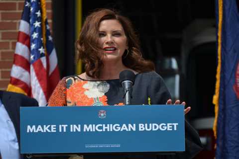 Whitmer signs bipartisan $57.4B state general government budget in Wyandotte ⋆