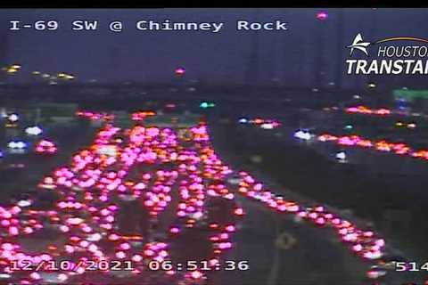 Houston Traffic: Southwest Freeway northbound before West Loop back open after 5-car crash