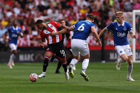 Sheffield United vs Everton LIVE: Premier League updates