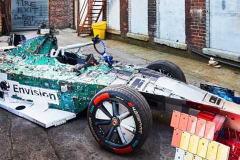 Lazerian builds racing automobile fully from digital waste