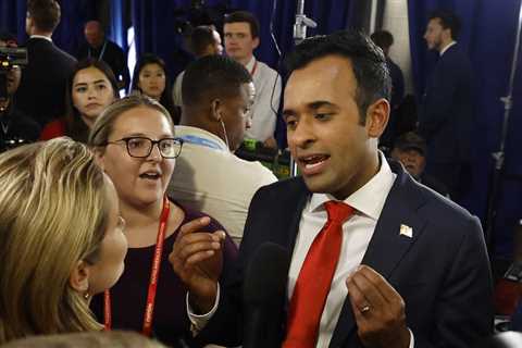 Can American voters trust rising Republican star Vivek Ramaswamy? — RT World News