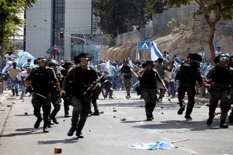 Eritrean asylum seekers in Tel Aviv clash outside embassy event