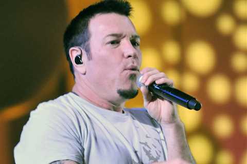 Smash Mouth Singer Steve Harwell Is In Hospice Care With Only Days To Live After Liver Failure..