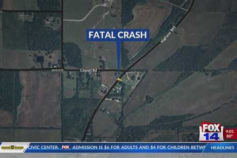 Rayville woman dies in single-vehicle crash