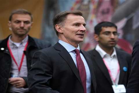 Jeremy Hunt to Crack Down on Benefits Claimants Refusing to Find a Job