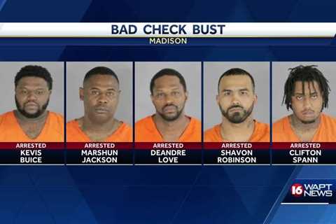 5 men arrested in bad check investigation