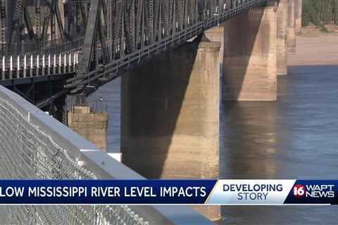 Mississippi River Bridge affected by low water levels