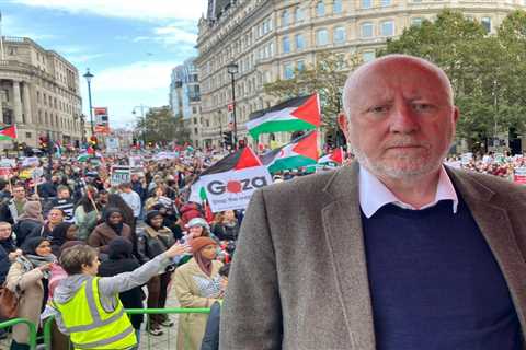 Labour MP Andy McDonald suspended over 'offensive' chant at pro-Palestine rally