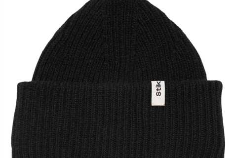 How To Wear A Beanie In 9 Stylish & Modern Ways