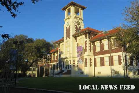 McNeese visual arts students host food drive, art giveaway  – American Press