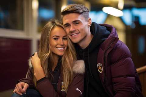 Jack Grealish’s Girlfriend Sasha Attwood Debuts New Look in Festive Instagram Snaps