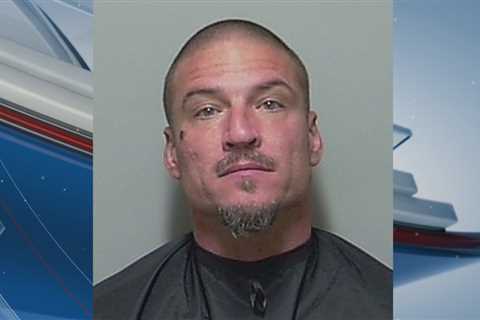 Putnam County man drunkenly fights with a deputy after a crash