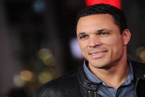 Tony Gonzalez Praises Taylor Swift for Bringing New Fans to Football