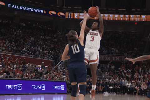 Harmon, Booker have huge nights to lead No. 10 Texas past No. 11 UConn 80-68