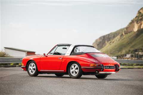 1967 Porsche 911 S ‘Soft-Window’ Targa