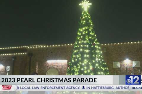 Pearl holds annual Christmas parade