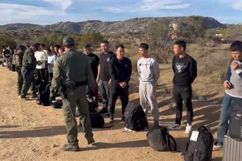 BIDEN BORDER CRISIS: Massive Group of Military-Age Men From China Invade US Border in California..