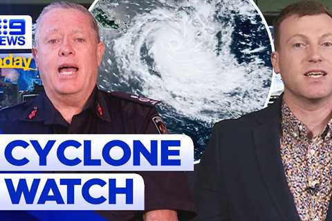 Severe warning for Queensland as Cyclone Jasper heads towards the coast