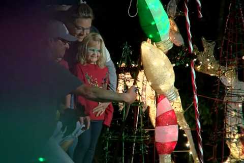 Southwest Florida family puts on Christmas light show for children battling cancer – WSVN 7News | ..