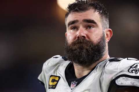 Eagles’ Center Jason Kelce To Retire After Loss To Buccaneers: Report