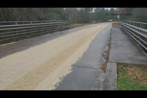 St. Tammany crews spreads sand on 78 parish bridges