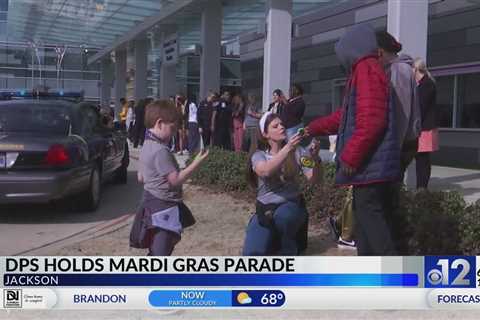 Mississippi DPS holds Mardi Gras parade