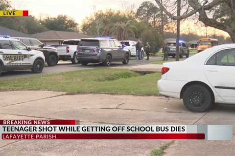 Carencro High student killed in shooting while exiting school bus