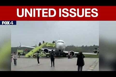 United plane goes off the runway in Houston, passengers evacuated