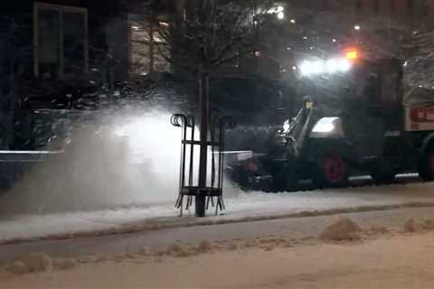 RAW VIDEO: Snow Falling In Madison, Wisconsin