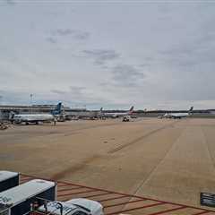 Five-year FAA bill clears U.S. House, boosting flights into Washington, D.C. •