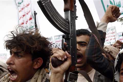 Houthis warn that they will also attack Israeli ships outside the Red Sea region – •