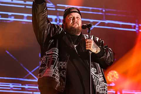 Jelly Roll Shares CMA Fest Speech Outside of Juvenile Detention Center – Hollywood Life