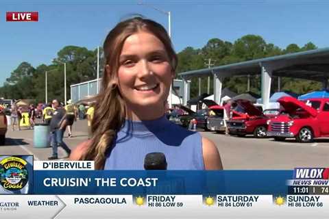 LIVE: Cars still filing into D'Iberville Civic Center, live music kicking off