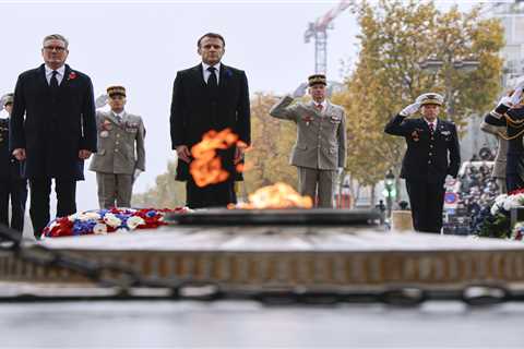 Sir Keir Starmer marks Armistice Day in France with President Macron