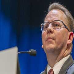 The Role of Politicians in Improving Education and School Funding in King County, Washington