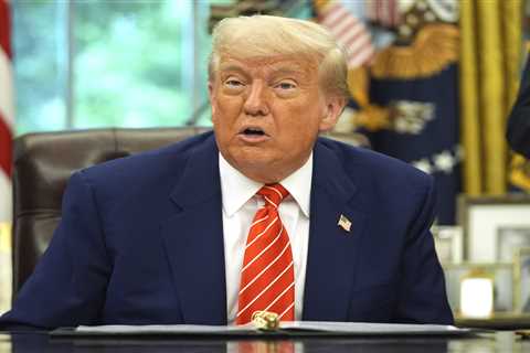 Trump Unleashes Fury on Starmer's Net Zero Policies – Demands UK Drill, Baby, Drill in North Sea