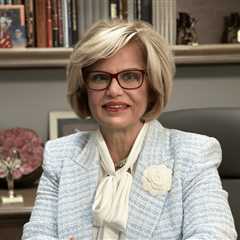 Dr. Chobanian Empowers Women to Shine at Any Age