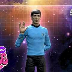Nacelle Star Trek Figures: Spock and Picard Collectibles