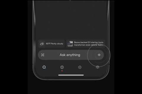 Trump Supporters: Facebook Suspends Chicago ICE Alert Group