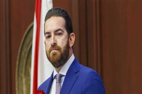 The Influence of National Politics on Local Elections in Southwest Florida